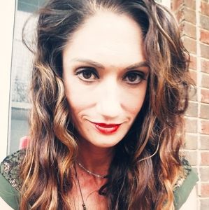 Meet your Posher, Sheena